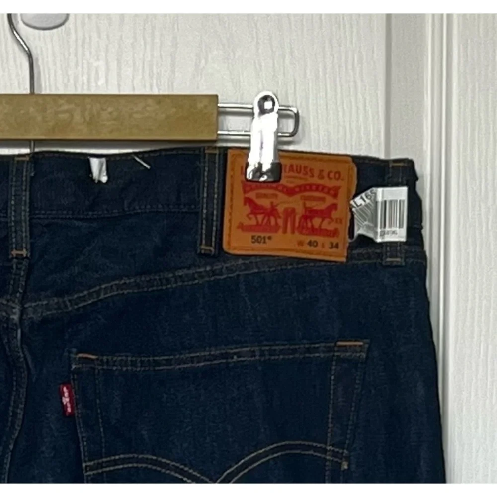 NWOT Levi’s Men’s 501 Original Shrink to Fit Jeans Button Fly Size 40W X 34L